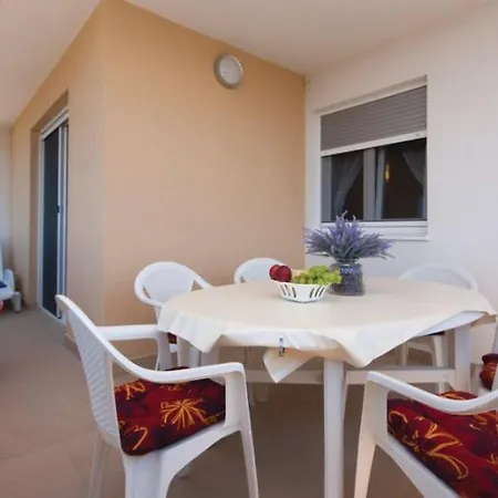 Korenika Apartment Brodarica (Sibenik-Knin)